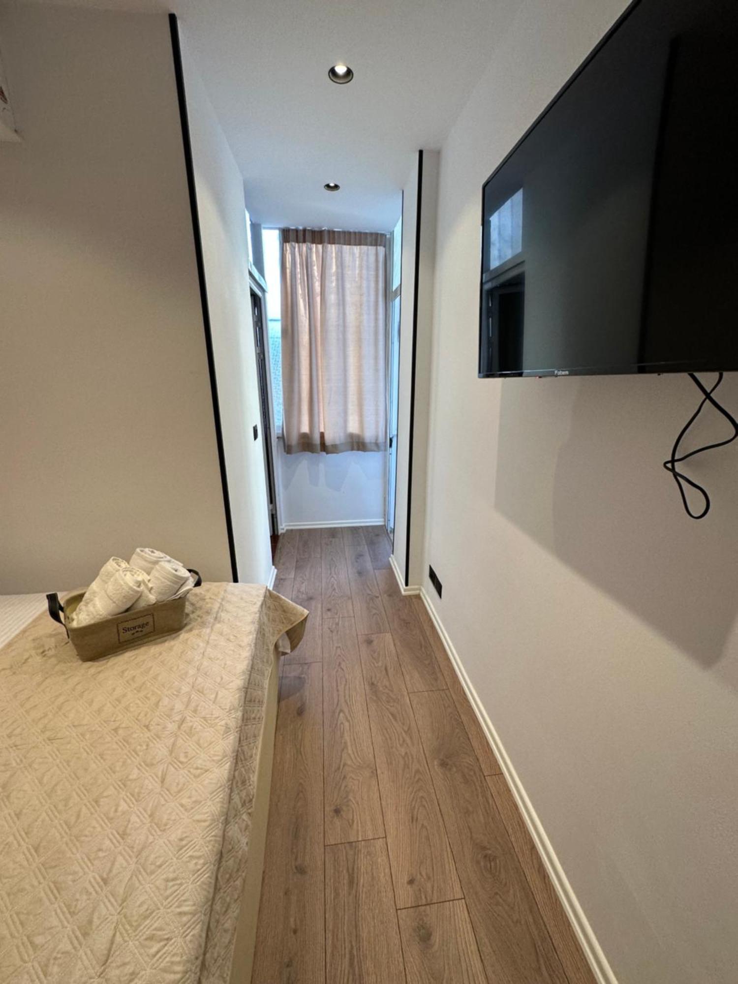 Heart Of Tirana Apartment Bagian luar foto