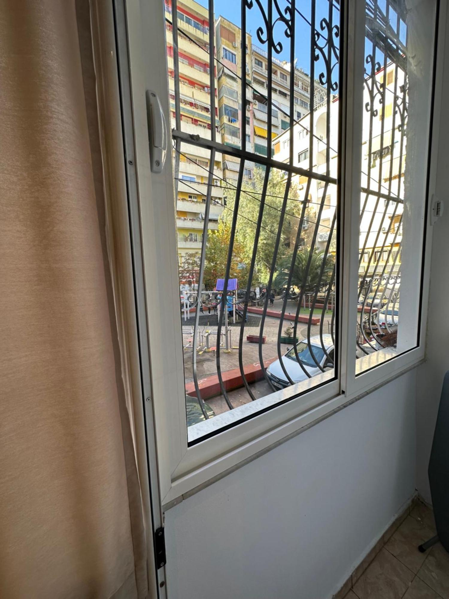 Heart Of Tirana Apartment Bagian luar foto